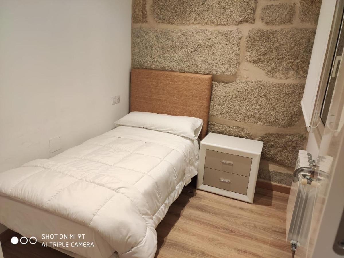 Villa Trabazos Abellas โอว์เรนเซ ภายนอก รูปภาพ